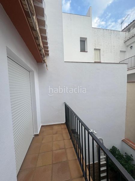 Foto bdfb6280-9dbe-481d-943c-836dd609aa04. Casa amb aparcament a Cájar