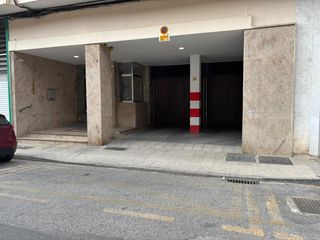 Lloguer Aparcament cotxe a Santo tomás de villanueva 14. Plaza de garaje para coche mediano en santa tomas de villanueva