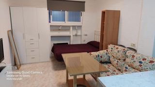 Affitto Monolocale in Centro - Sagrario. Estudio para estudiantes en alquiler junto plaza dela trinidad