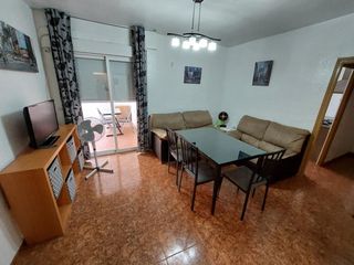Lloguer Pis  Calle santa clotilde. Piso para estudiantes de 4 dormitorios y 1 baño