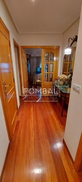 Foto 3fd4e108-b88e-4c84-8c25-9b66071aba64. Edificio en Couto Ourense