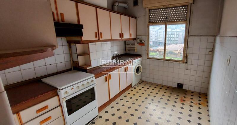 Foto b828dec7-7377-458e-9034-4cb8e1fa7eed. Edificio en Couto Ourense
