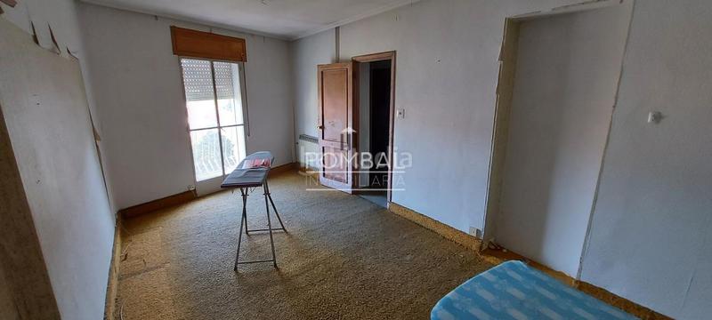 Foto f4f90a84-73ae-4691-8e61-f3cff7d483ed. Edificio in A Carballeira Ourense