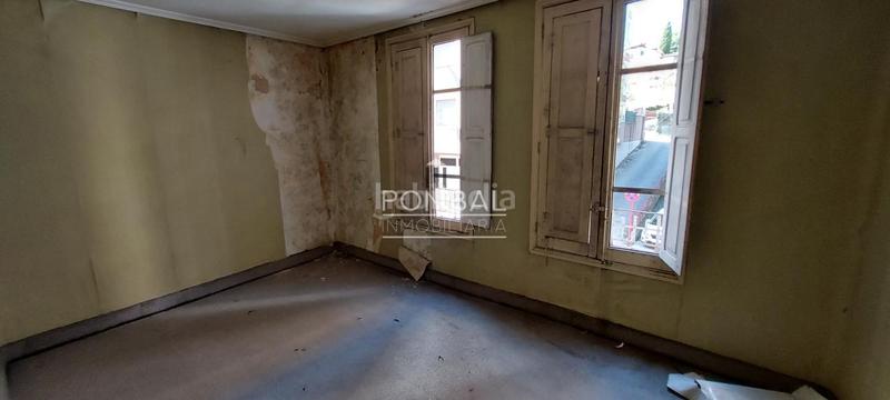 Foto 314b8313-a264-4084-9bd1-1c2e8cc3e6b0. Edificio en A Carballeira Ourense