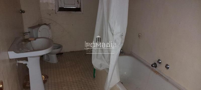 Foto ada85711-f2bd-4e59-a7b6-91ff9f1ede7e. Edificio en A Carballeira Ourense