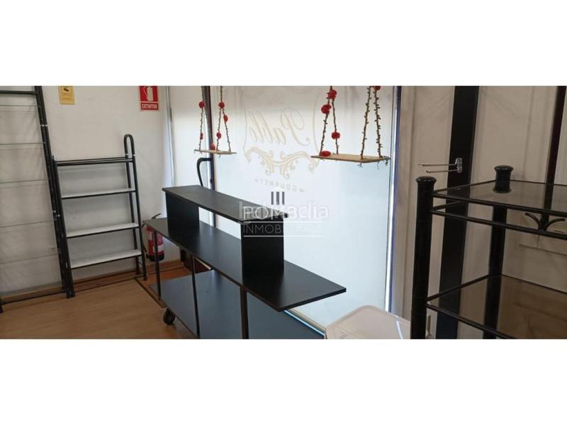 Foto 4695320c-6e6a-4cd7-9429-cc525a96f24f. Local comercial amb calefacció a Casco Viejo Ourense