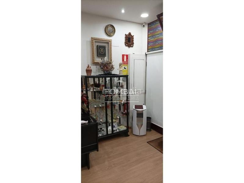 Foto 4c6f284a-3fc8-4e9f-8c66-44a3a22ce30f. Local comercial amb calefacció a Casco Viejo Ourense