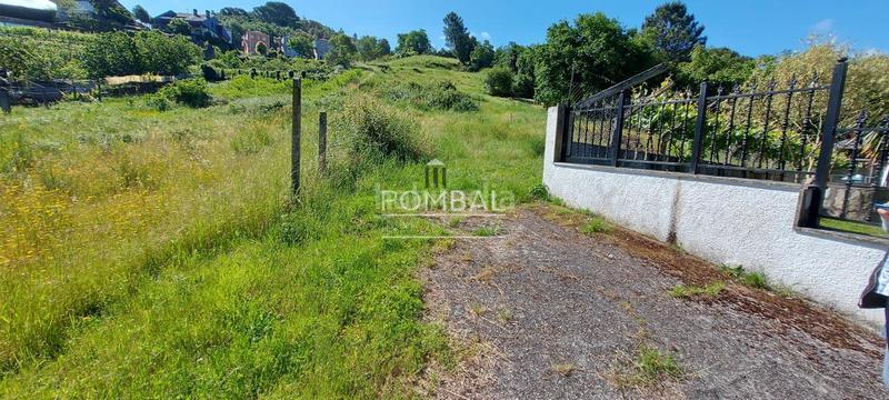 Foto aeb299a1-f4f1-4c4c-8dc1-d98bcc1ff730. Terreny residencial a Couto Ourense