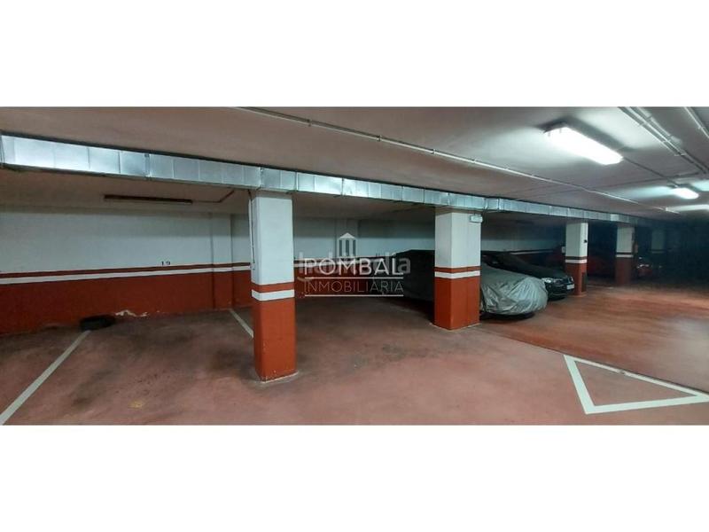 Foto 982a70a8-e22e-4a04-9d5e-527510b28c33. Parking coche en Centro Ourense