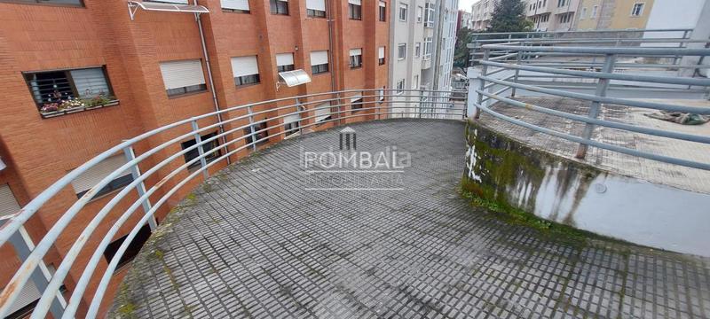 Foto 86f9cf0f-ab0e-4a19-b685-b6f03c40ed5d. Parking coche en Gomesende