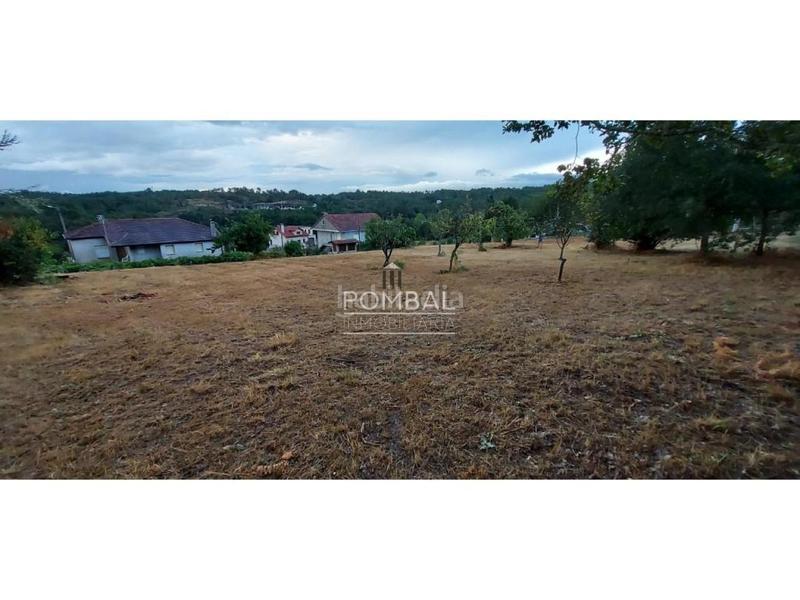 Foto 72216799-9de7-4040-8616-c778f112fe55. Terreno residencial en San Cibrao das Viñas