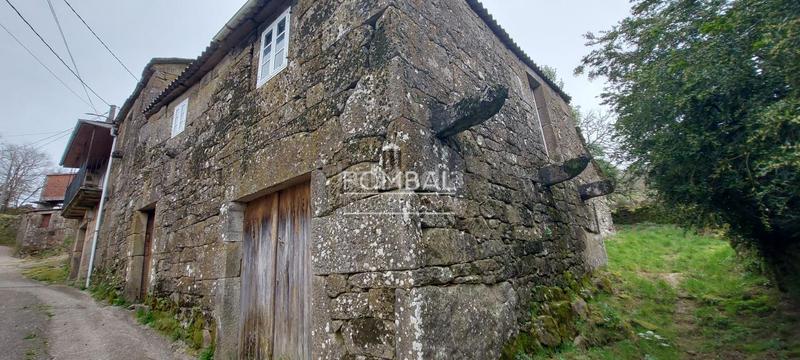 Foto 0cdea493-1a3e-4962-885a-f3e8c6384ca8. Masia amb calefacció a Piñor