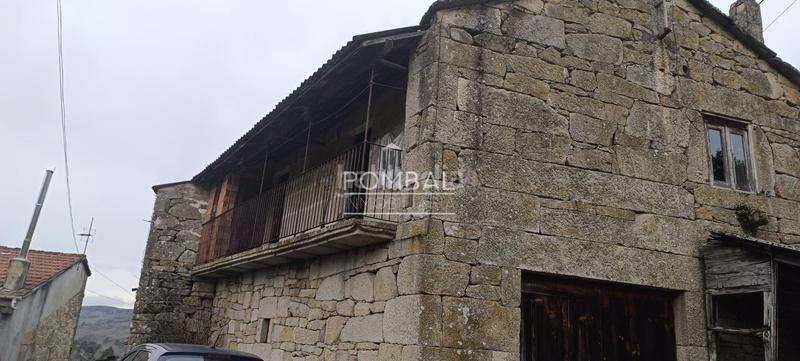 Foto f145959f-cf52-4831-b68d-32397fecf7d5. Casa en Piñor