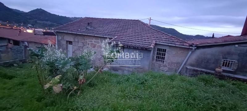 Foto 0fd3a1d1-402c-4406-bb2b-d9b1b6cab6a4. Casa en Vistahermosa Ourense