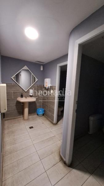 Foto 1982fee3-0f4d-422e-981c-10b343fcfcf0. Traspaso local comercial en Centro Ourense