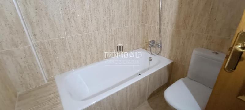 Foto a619525a-31e9-4ecc-9b34-89d50872ac13. Piso en Centro Ourense