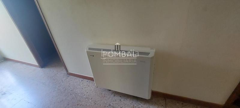 Foto 0742ad3d-dba6-4b0b-bf20-c54aa013d834. House with heating parking in Vistahermosa Ourense