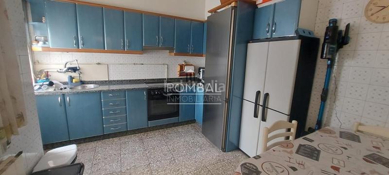 Foto 3127a18a-090d-4c07-a9f0-e5f476624efd. Appartamento con riscaldamento in Couto Ourense