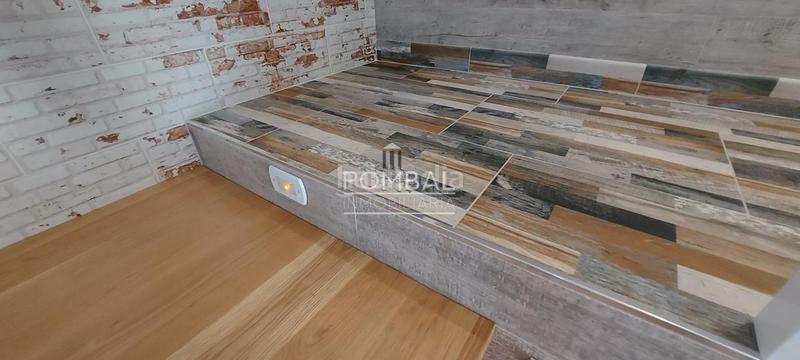 Foto 40746ff8-01c9-4896-aaff-4f52a8ffbb58. Local comercial a Carballiño (O)