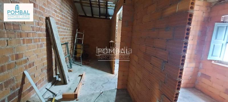 Foto 793e1bf7-f753-447e-ac13-c95cdc9ad8d5. Casa amb calefacció a Ventiun Ourense