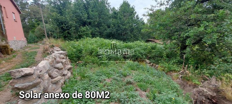 Foto a920baf1-b3d0-4e73-b177-47be9755c401. Casa amb calefacció a Ventiun Ourense