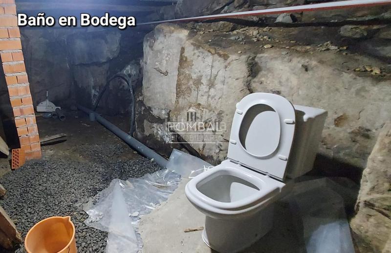 Foto c64aaaad-9143-4394-855c-a999ec3b6066. Casa amb calefacció a Ventiun Ourense