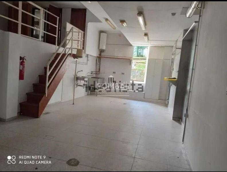 Foto 47085d92-e7f5-4643-a901-541b4f9279ef. Location local commercial dans Centro Ourense