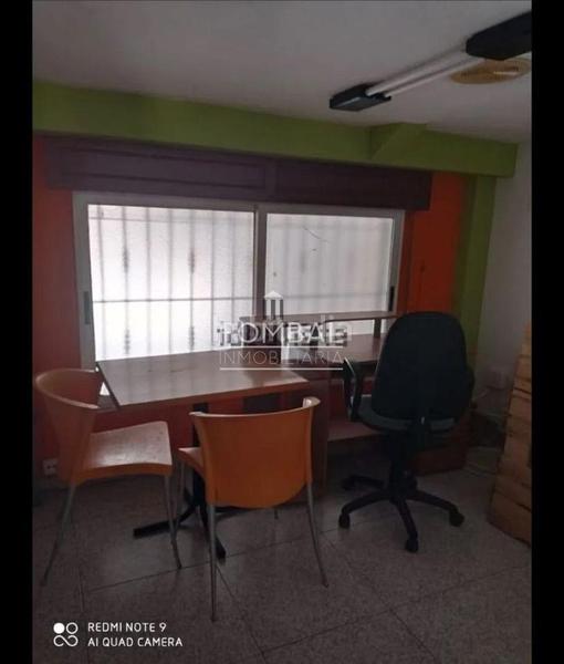 Foto c4ed6d6c-9759-46c0-9156-d85fda77ae15. Location local commercial dans Centro Ourense