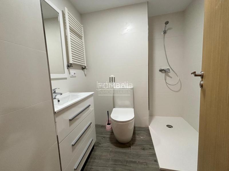 Foto 138759d2-a699-4f3b-9949-37c5bfec2751. Rent flat with heating in Ensanche - Sar Santiago de Compostela