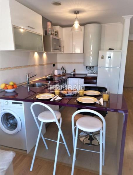 Foto 6462b19c-2db4-41da-b42c-180e64e988fe. Affitto appartamento con riscaldamento parcheggio piscina in Ribeira