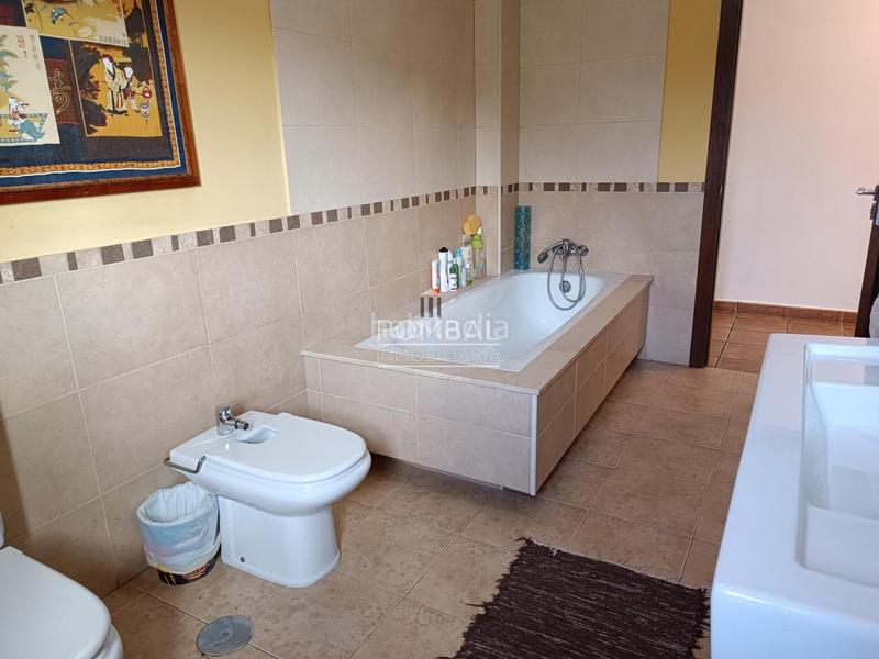 Foto f5f33d41-f1f9-41fe-ad97-0cd77a9fab3f. Casa en Val do Dubra