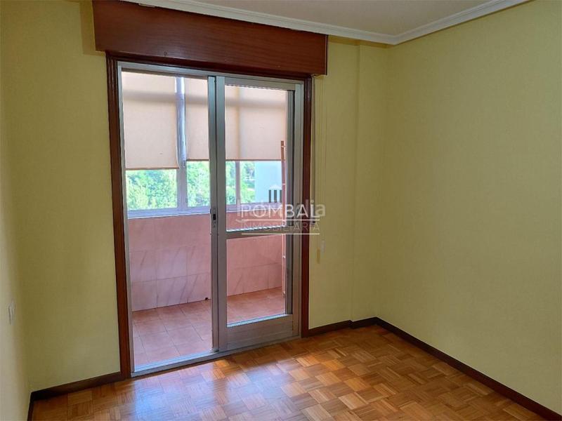 Foto f142248e-1866-4e27-846e-26a45b23e24c. Flat with heating parking in A Ponte Ourense