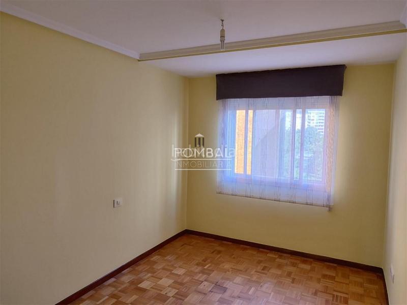Foto 94d1e2b3-f169-4fc1-b1e8-458db737d1ec. Piso en A Ponte Ourense