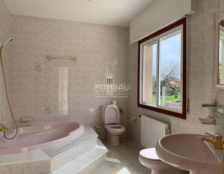 Foto b87eb230-3e24-4676-a258-eb34055f4661. Chalet en Castrelo de Miño