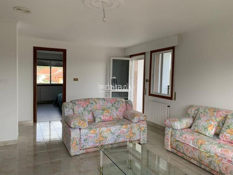 Foto e1d2aac8-1b3a-410c-8673-f8686945d820. Chalet en Castrelo de Miño