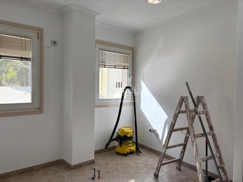 Foto 0cf0be17-fe1b-4e48-8edc-1f57891752af. Flat with heating in Conxo Santiago de Compostela