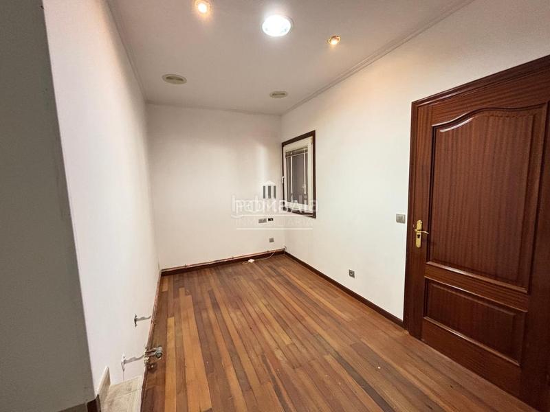 Foto 0ea3caa2-416e-4076-bb49-0a02003ae685. Flat with heating in Conxo Santiago de Compostela