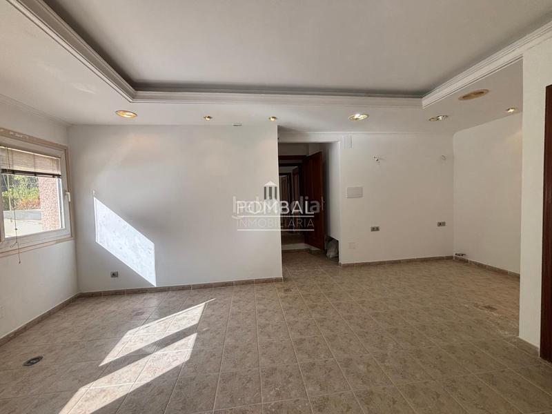 Foto ad8a286b-14eb-4b29-b27e-1832d01de61f. Flat with heating in Conxo Santiago de Compostela