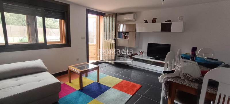 Foto 43bb85ad-2106-4666-93be-e90685a8a3a5. Alquiler casa en San Cibrao das Viñas