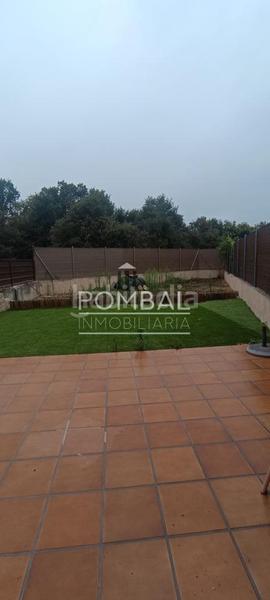 Foto 95d4ba28-bbfa-46c4-a8aa-7b7c1c548d5e. Alquiler casa en San Cibrao das Viñas