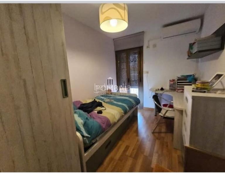 Foto b498f8cf-741d-4d68-8750-0cbb5f6e99f9. Alquiler casa en San Cibrao das Viñas