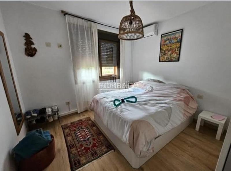 Foto f4fb1c8a-8a26-4355-9a7c-2b5ba4208703. Alquiler casa en San Cibrao das Viñas