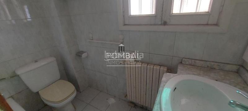 Foto ddff2b2f-bcc2-4c6f-b97d-ba017dce36e3. Edificio en Barbadás