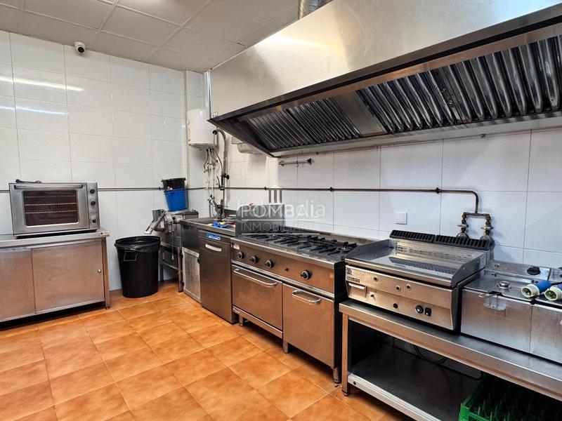 Foto 9107b9bd-ebfb-400d-a9d5-32abf05ec950. Locale commerciale in As Lagoas Ourense