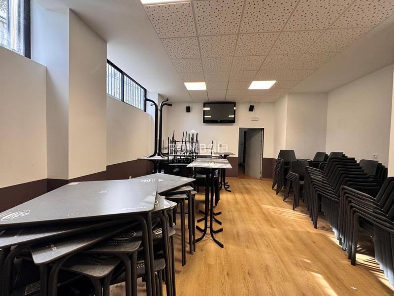 Foto aefd9c05-91b0-4c94-9854-da249268289e. Locale commerciale in As Lagoas Ourense