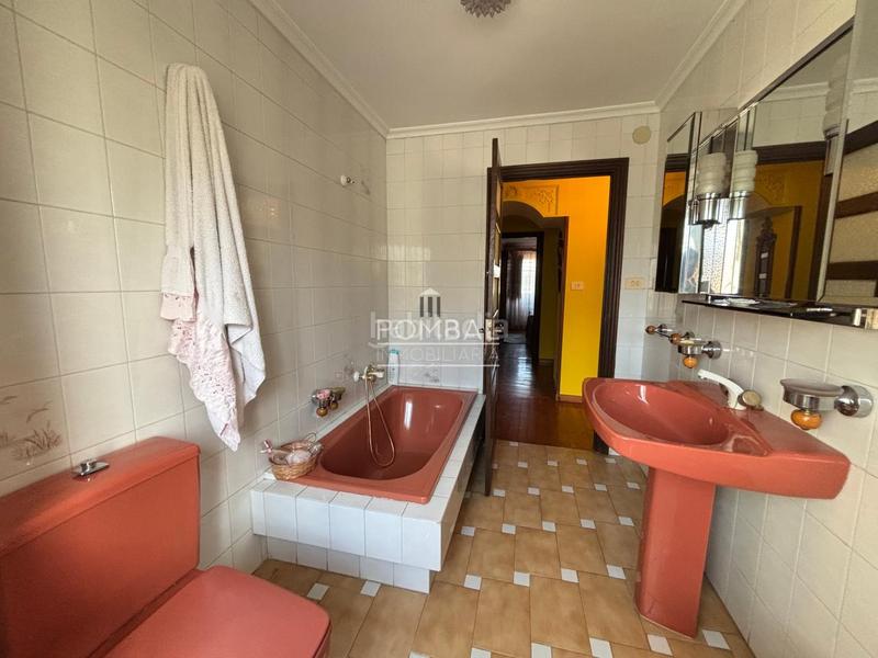 Foto 21fa418b-f8cf-4b24-bcd0-e02388cc68d1. Casa en Parroquias del Oeste Lugo