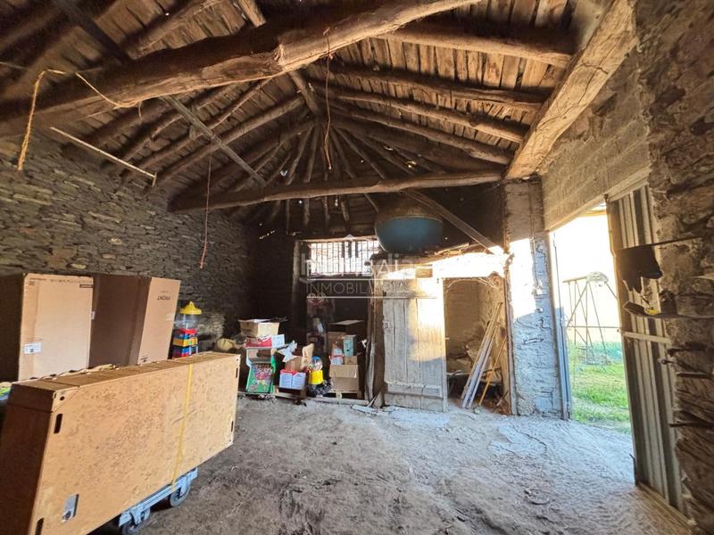 Foto 7a4d096e-d01d-4a81-a64b-32a9e3d34477. Haus mit heizung parking in Parroquias del Oeste Lugo