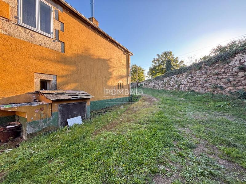 Foto 71cd6cac-6045-4e49-8fa6-1ac70ae4e7ed. House with heating parking in Parroquias del Oeste Lugo