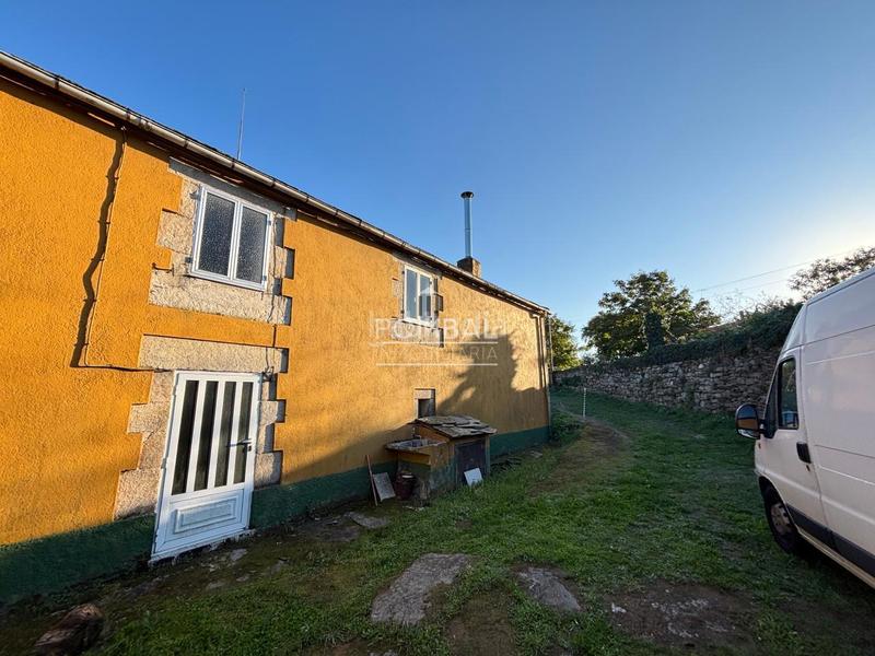 Foto 9945a15b-2d70-423c-9731-7484b45c42d6. House with heating parking in Parroquias del Oeste Lugo