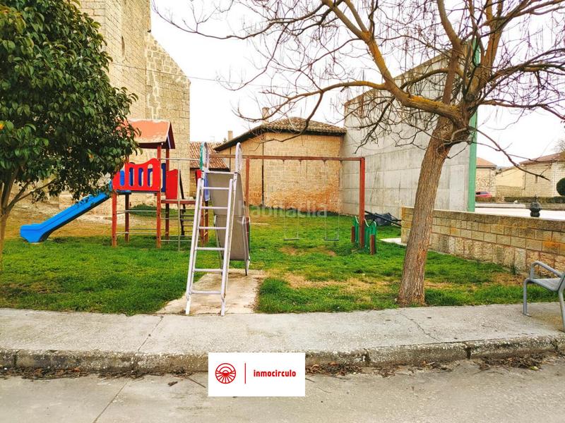 Foto d3d371f0-7b6b-441f-9429-00124df2ccf9. Finca rústica a Celada del Camino